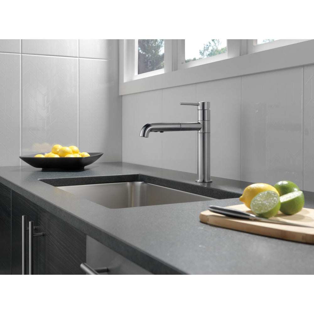 Delta Trinsic Single Handle Pull-out Kitchen Faucet